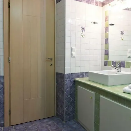 Ritsa΄s House * Chrousa