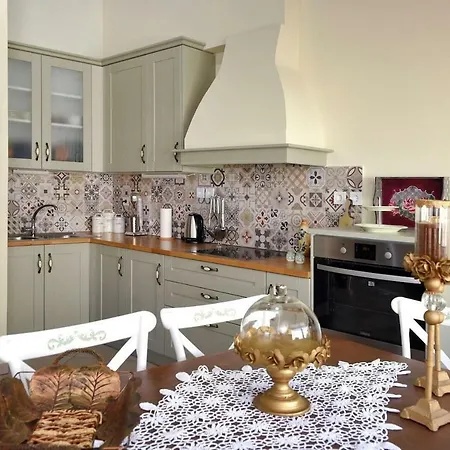Ritsa΄s House Chrousa